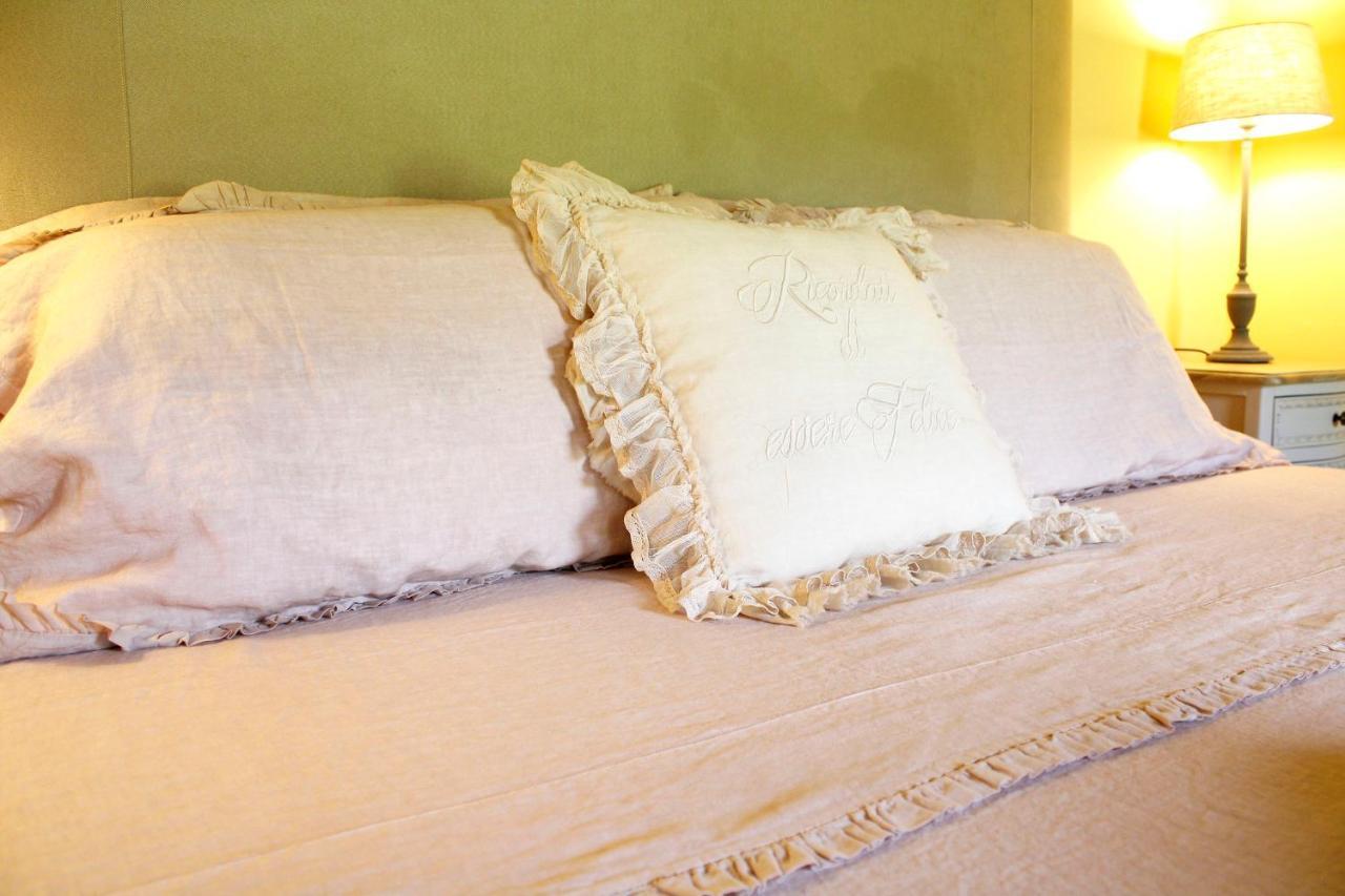 Casa Loretta, Your Luxurious Getaway With Stunning Views Nievole Bagian luar foto