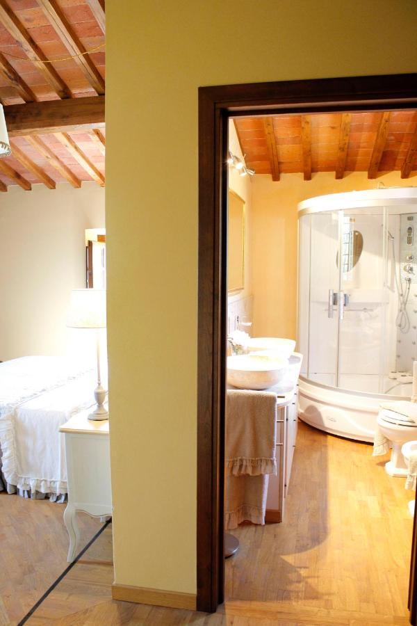 Casa Loretta, Your Luxurious Getaway With Stunning Views Nievole Bagian luar foto