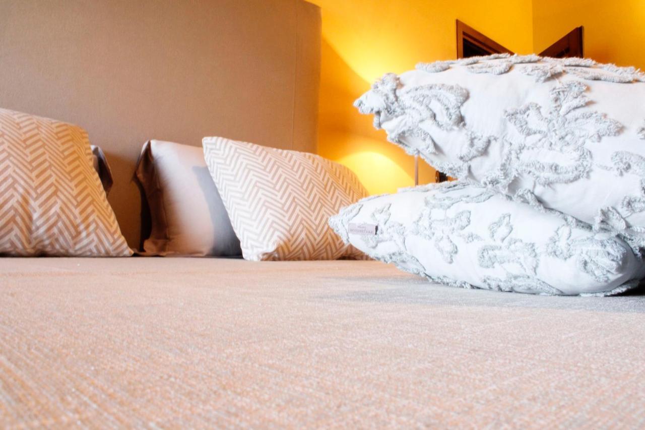 Casa Loretta, Your Luxurious Getaway With Stunning Views Nievole Bagian luar foto