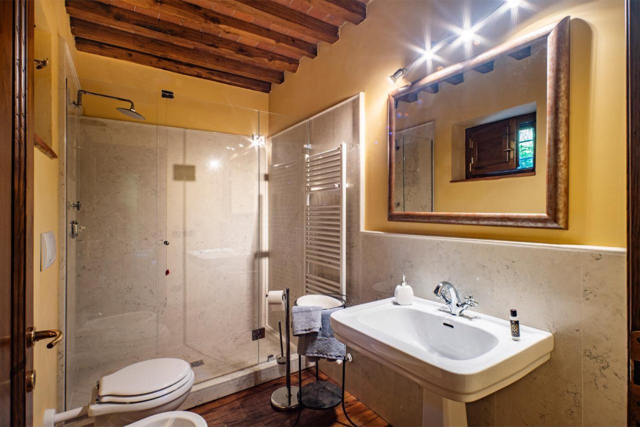 Casa Loretta, Your Luxurious Getaway With Stunning Views Nievole Bagian luar foto