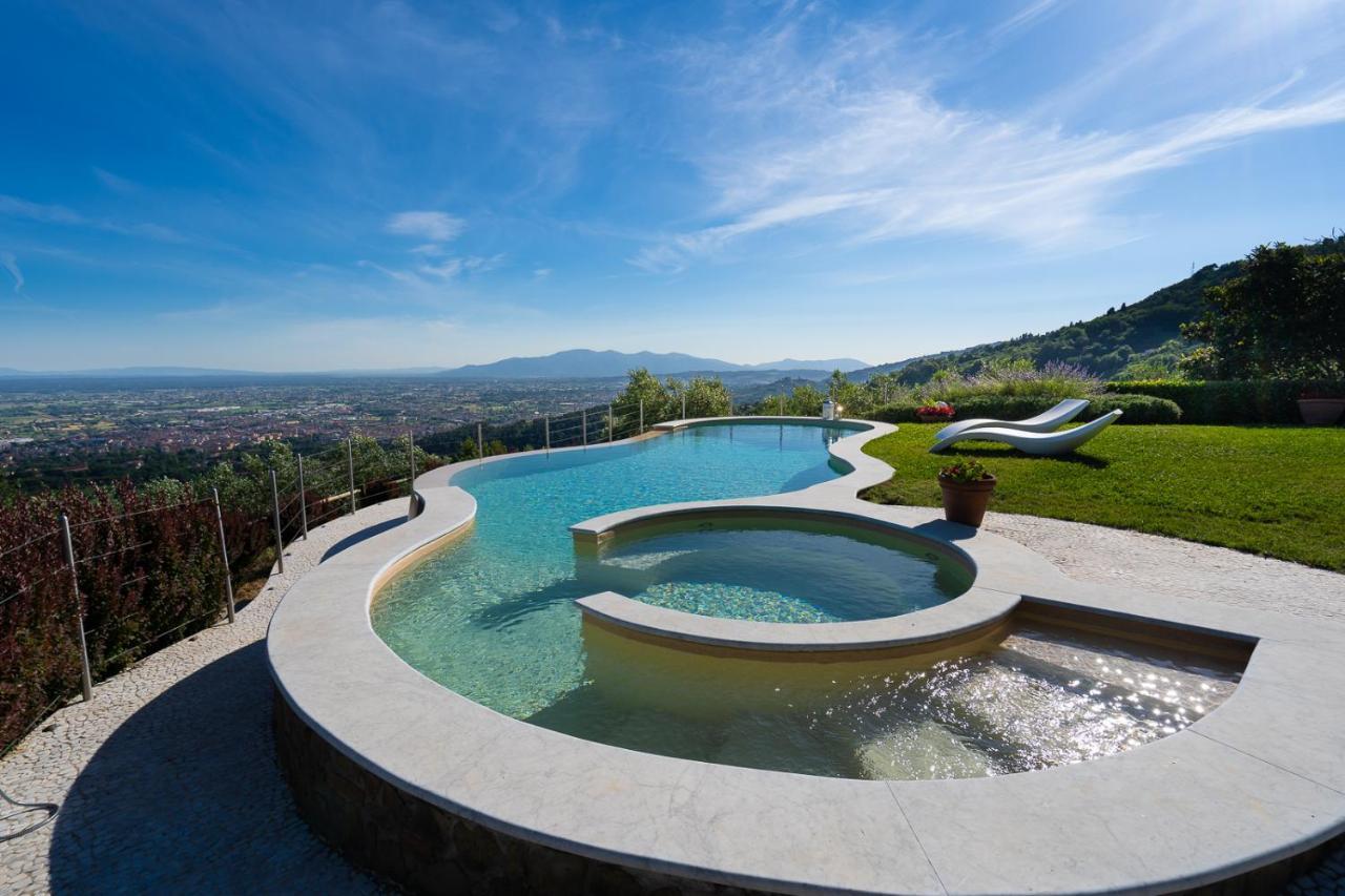Casa Loretta, Your Luxurious Getaway With Stunning Views Nievole Bagian luar foto