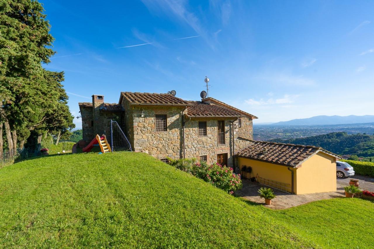 Casa Loretta, Your Luxurious Getaway With Stunning Views Nievole Bagian luar foto