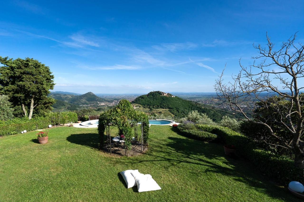 Casa Loretta, Your Luxurious Getaway With Stunning Views Nievole Bagian luar foto
